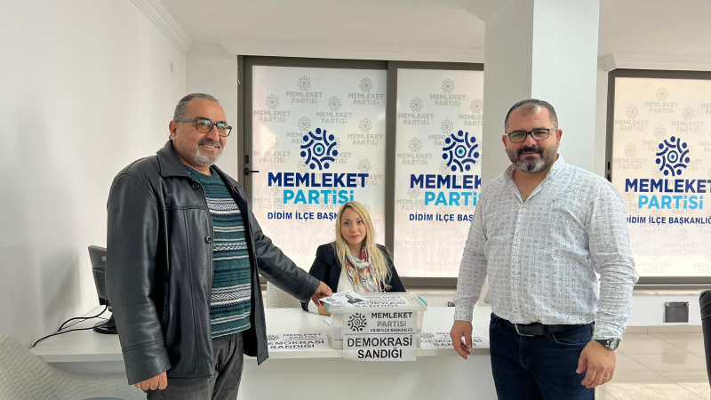 Didim'de Memleket Partisi üyeleri sandığa gitti