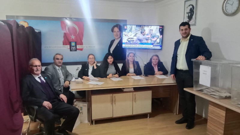 Didim İYİ Parti'de ön seçim yapıldı