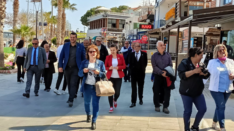 Tuğça Canpolat Yılmaz'a Didim gezisinde sıcak ilgi 