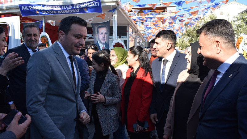 AK Parti Aydın milletvekili adayları Didim'de tanıtıldı