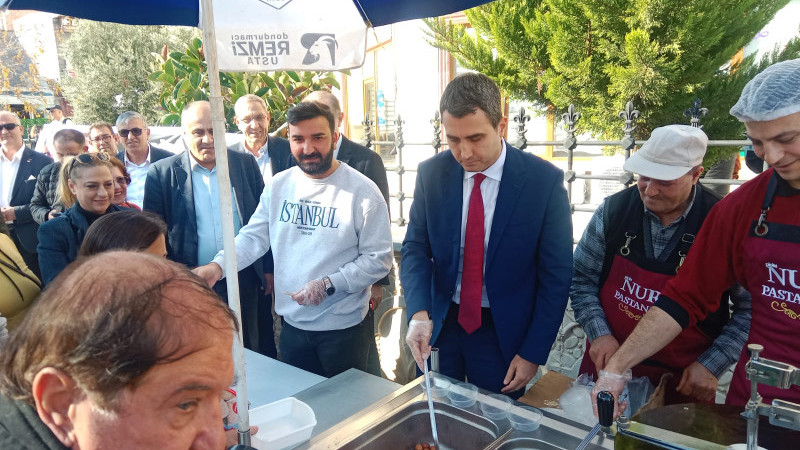 Didim'de şehitlerimiz için lokma ve helva hayrı yapıldı