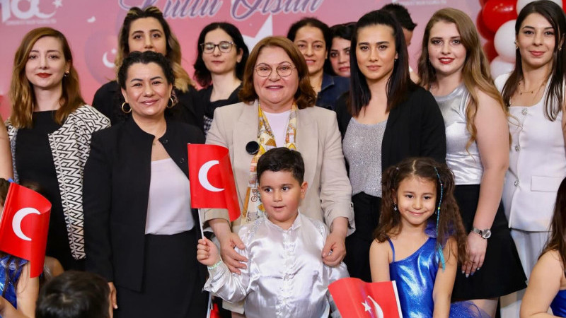 DİDİM DENİZ YILDIZLARI KREŞİ 23 NİSAN’I KUTLADI