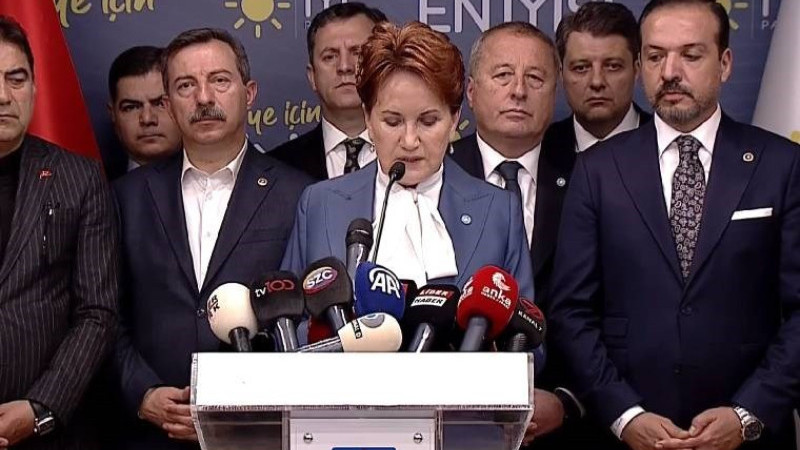 Akşener, istifa etmedi, nasıl bir karar verdi?