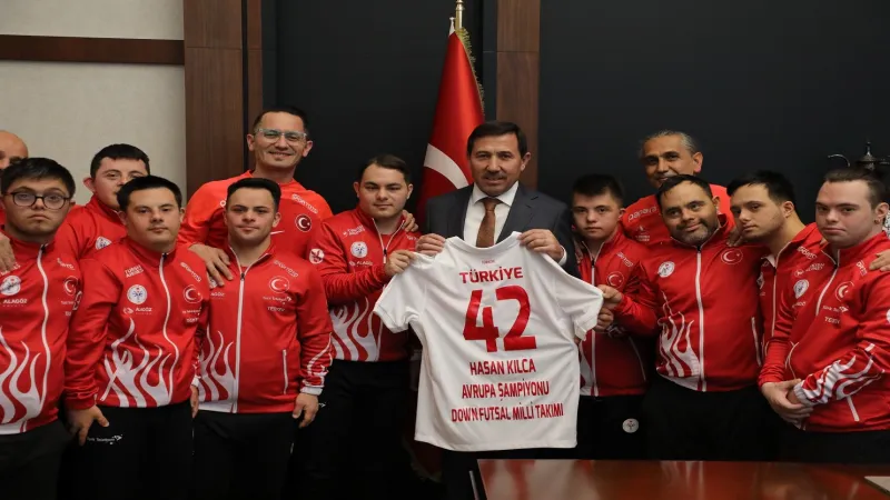 Özel sporculardan Karatay'a ziyaret