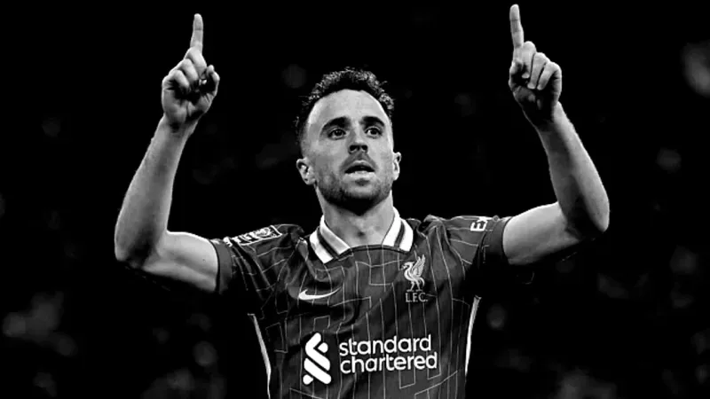 Liverpool'lu futbolcu Diogo Jota'dan acı haber!