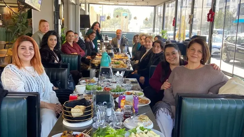 Didim Esnaf Odası Başkan adayı Yaba kadın esnafı dinledi