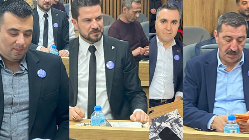 Muhalif meclis üyelerinin jesti Gençay'ın hoşuna gitti