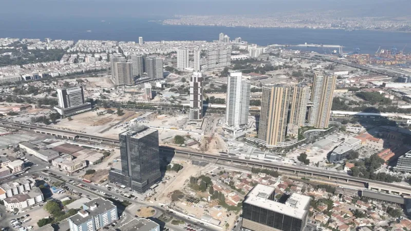 İzmir'de dev ulaşım projeleri tamamlanıyor