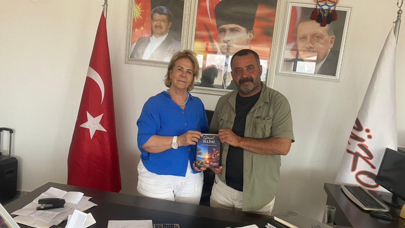 Naci Şenses'e Gönül İklimi'ni Zekiye Sarışın takdim etti