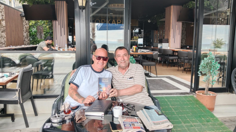 A British Friend Devoted to Didim: Presentation of 'Climate of the Heart' to Colin Motion