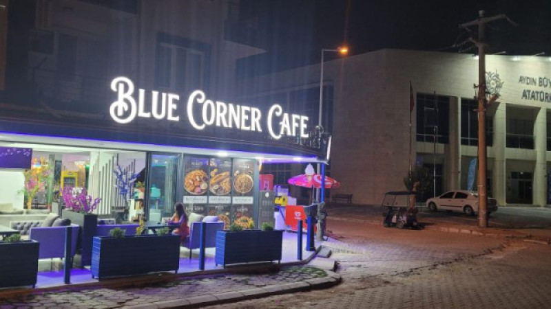 DİDİM’DE LEZZET VE KEYFİN YENİ ADRESİ: BLUE CORNER CAFE