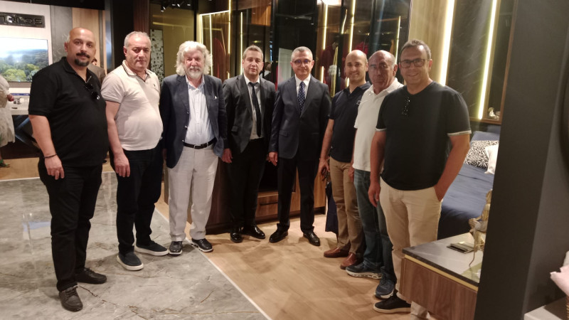 Meandros Mutfak, Banyo, Kapı ve Dekorasyon Hizmete Açıldı