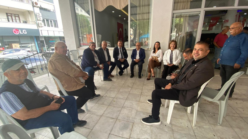 Yeni Parti Didim’de ilçe başkanı önseçimi: Sandığa yoğun katılım