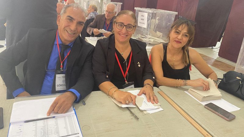 Yeni Parti Didim’de ilçe başkanı önseçimi: Sandığa yoğun katılım