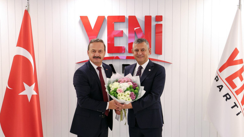 Özgür Özel ile Yavuz Ağıralioğlu bir araya geldi