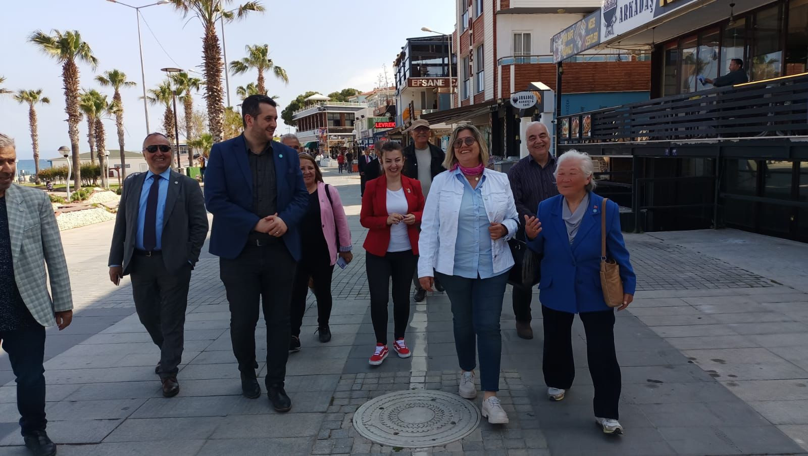 Tuğça Canpolat Yılmaz Didim gezisinde sıcak ilgi gördü