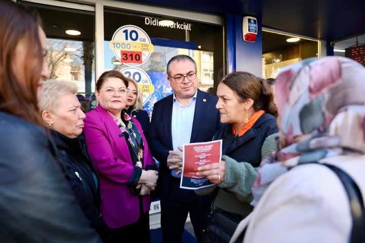 Evrim Karakoz Didim'de bir dokundu, bin ah işitti