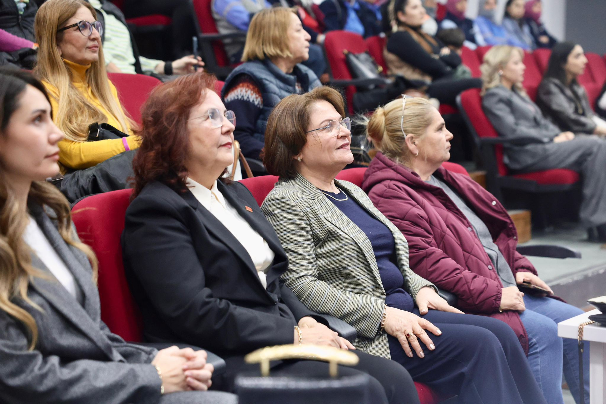 DİDİM BELEDİYESİ’NDEN KADIN SAĞLIĞINA YÖNELİK BİLİNÇLENDİRME SEMİNERİ